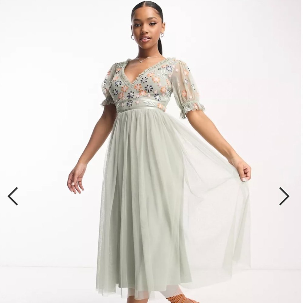 NWT Asos Maya Deluxe Ruffle Puff Sleeve with Embroidery in Sage, size 12